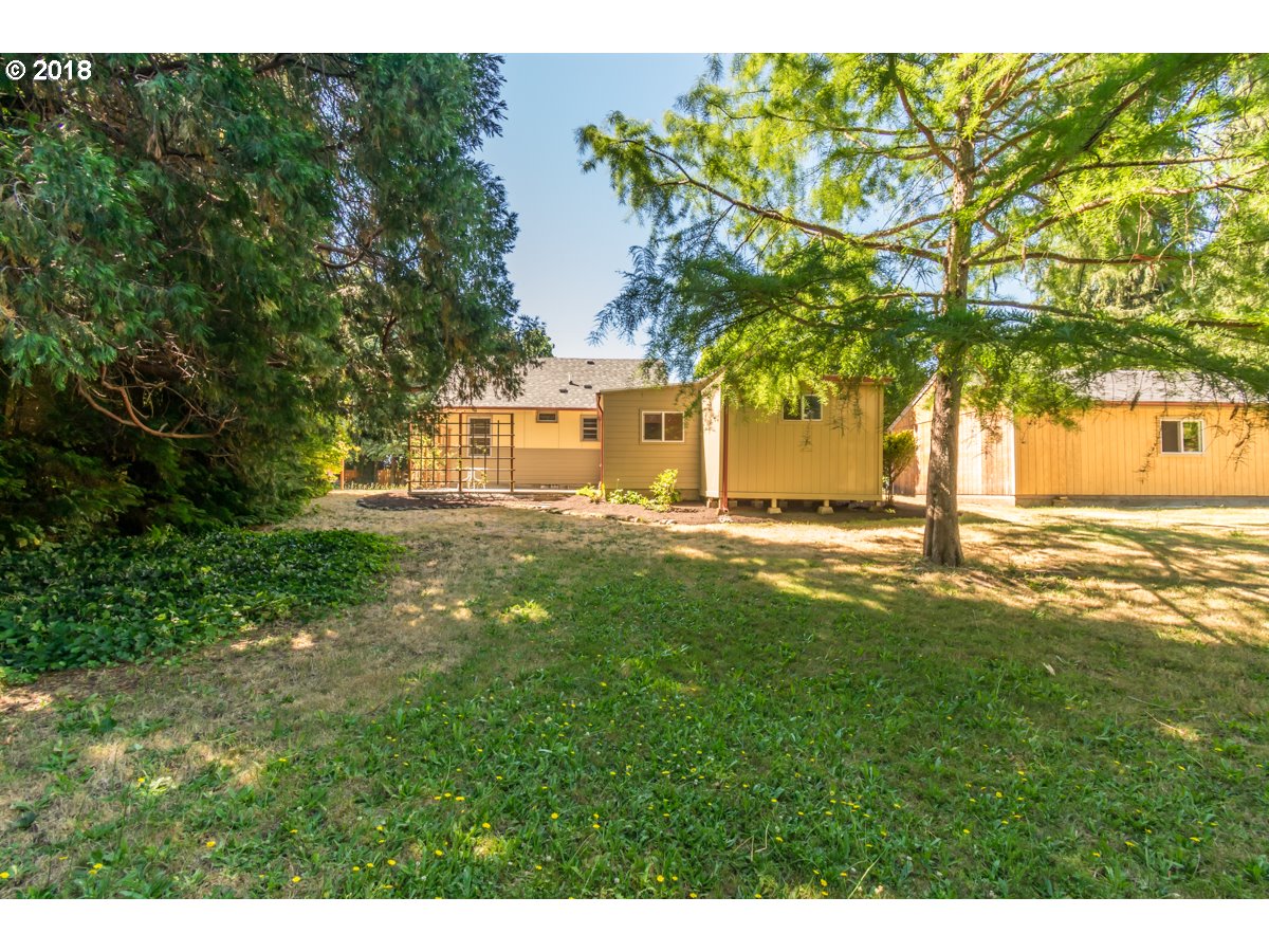 255 Oneil Street Lebanon, OR 97355 - Photo 32 of 32 Gallery Image 32