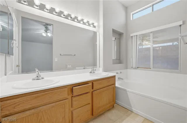 $1,950 | 5555 Airview Court, Las Vegas, NV 89113