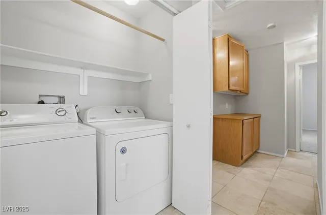 $1,950 | 5555 Airview Court, Las Vegas, NV 89113