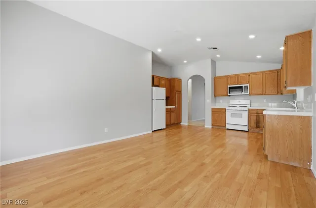 $1,950 | 5555 Airview Court, Las Vegas, NV 89113