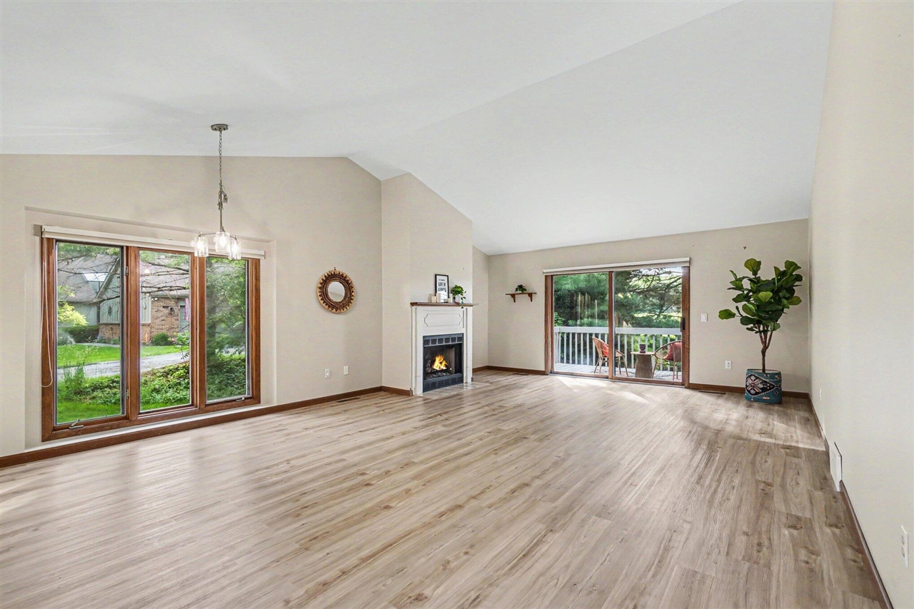 213 Raintree Circle, Unit 55 Kalamazoo, MI 49006 - Photo 7 of 32