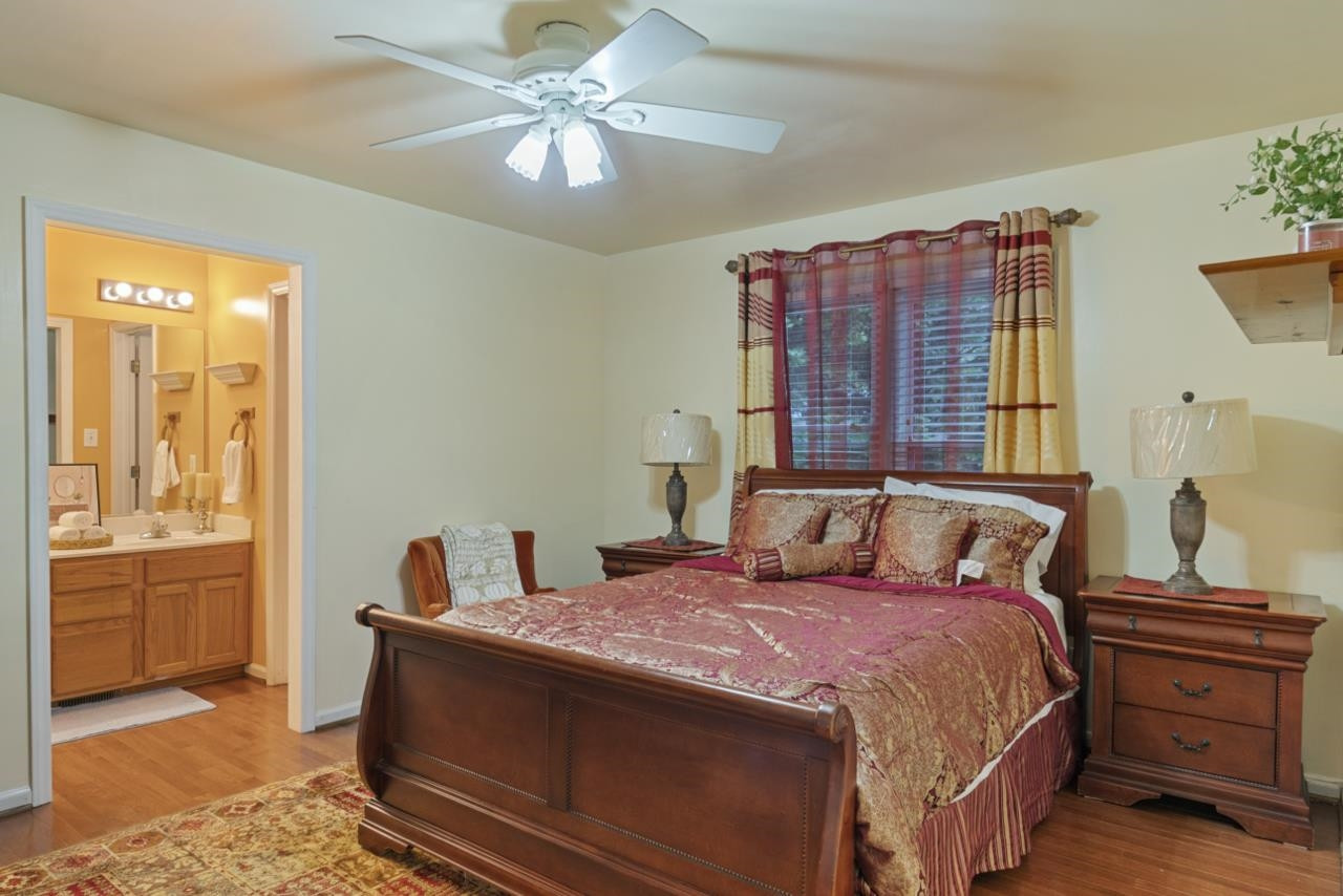 328 Bashford Road Raleigh, NC 27606 - Photo 11 of 21 Photo 11