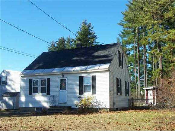 5 Moose Club Park Road Goffstown, NH 03045 - Photo 1 of 6