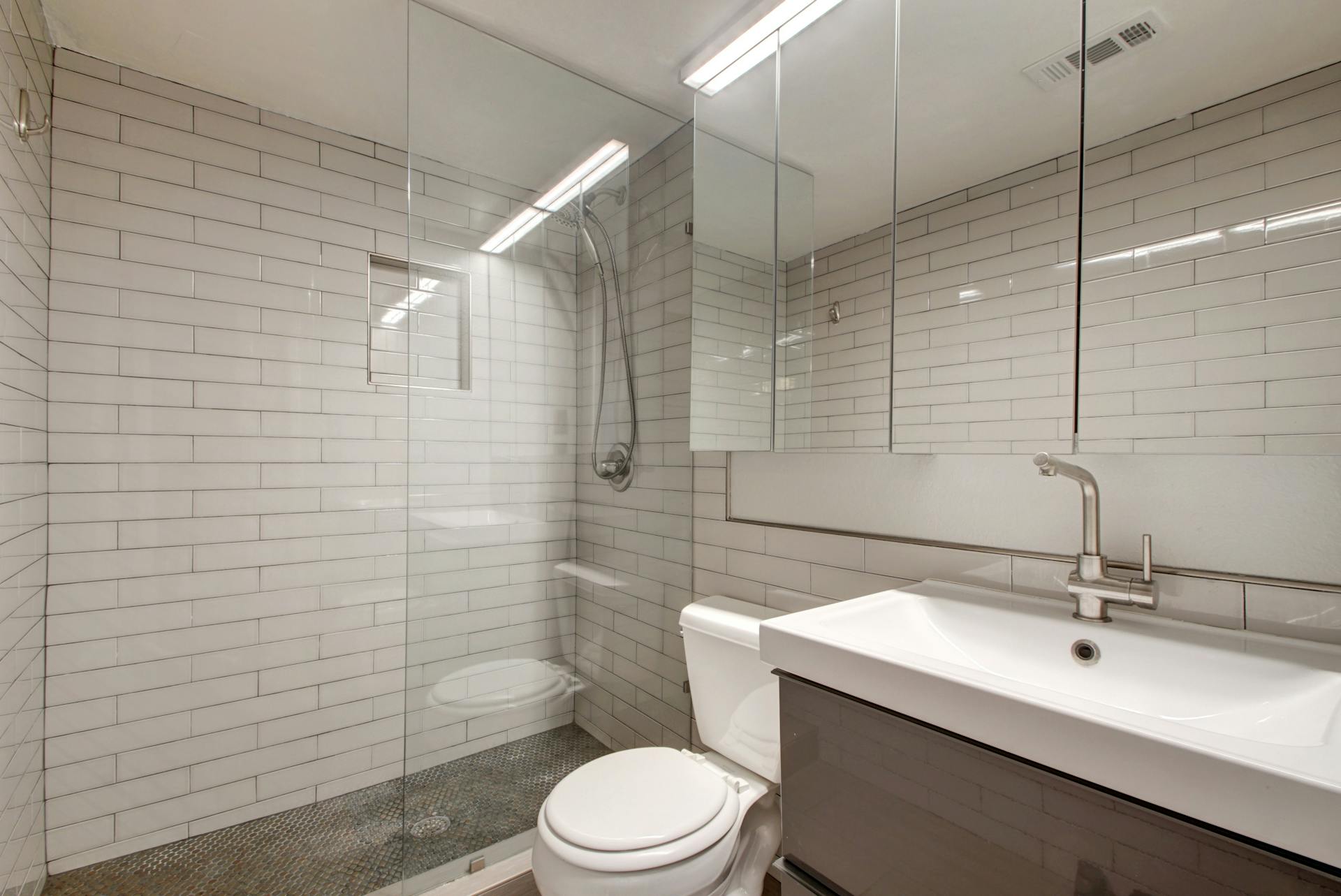 2500 Burleson Road, Unit 319 Austin, TX 78741 - Photo 15 of 22