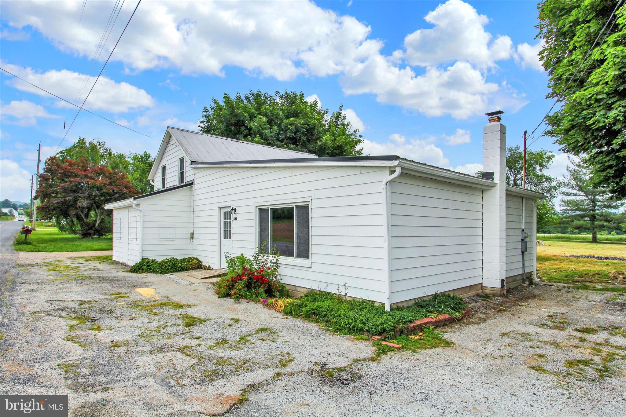 1265 Beecherstown Road Biglerville, PA 17307 - Photo 2 of 28 Gallery Image 2