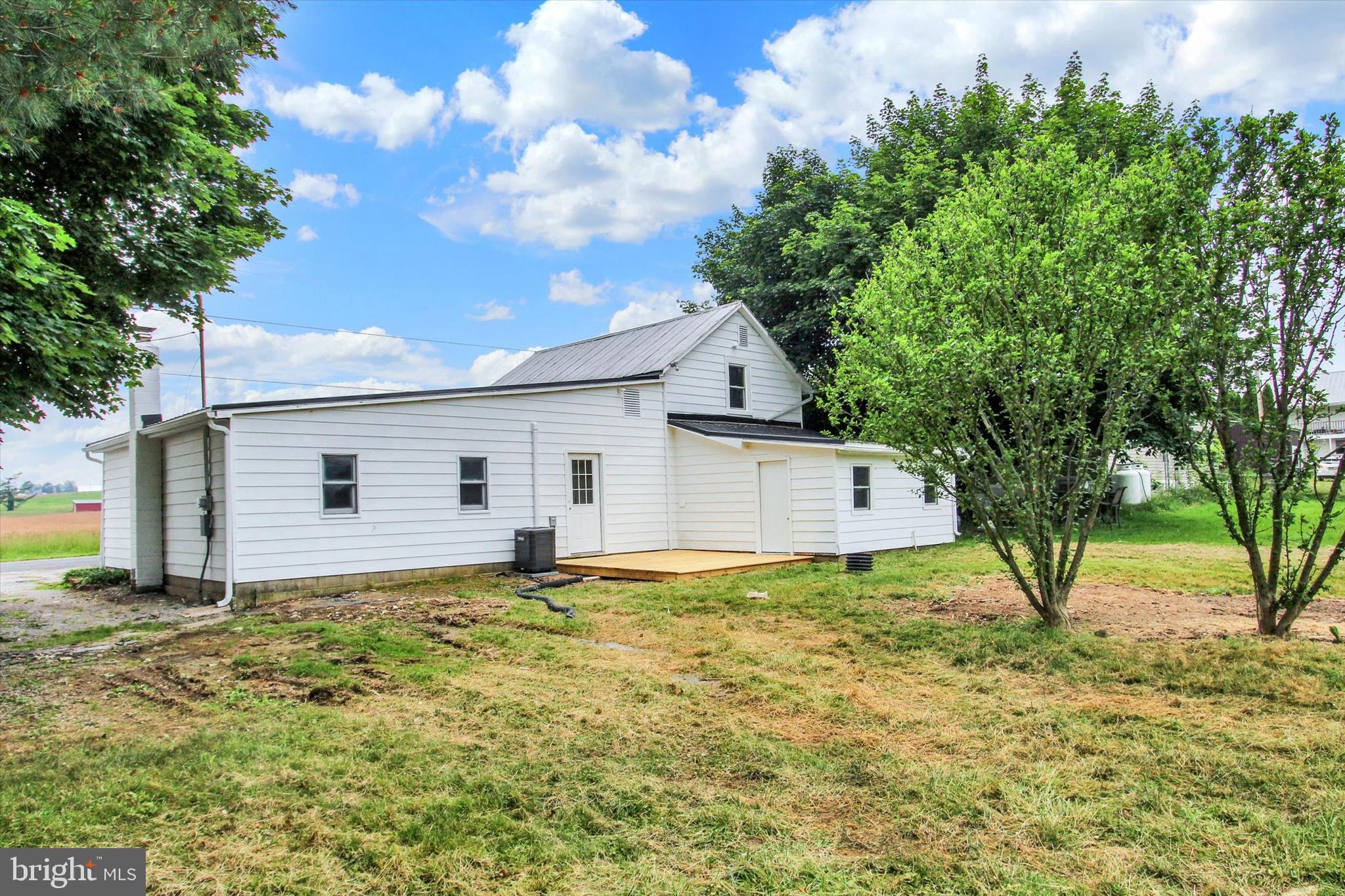 1265 Beecherstown Road Biglerville, PA 17307 - Photo 4 of 28 Gallery Image 4