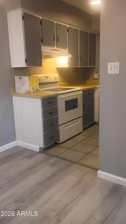 $1,350 | 2694 East Oakleaf Drive, Tempe, AZ 85288