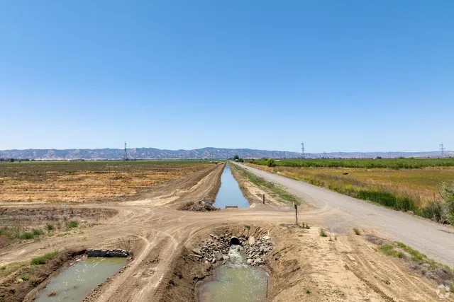 $3,360,000 | 30435 South Co Road, Winters, CA 95694