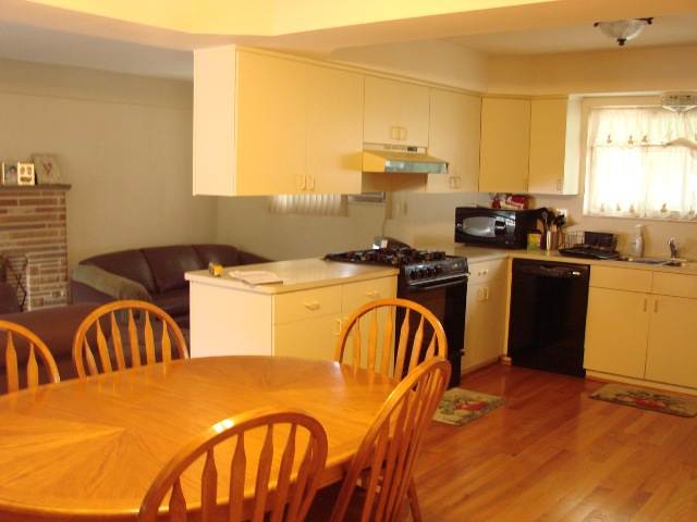 3812 Frazho Road Warren, MI 48091 - Photo 10 of 25 31023350-9.JPG