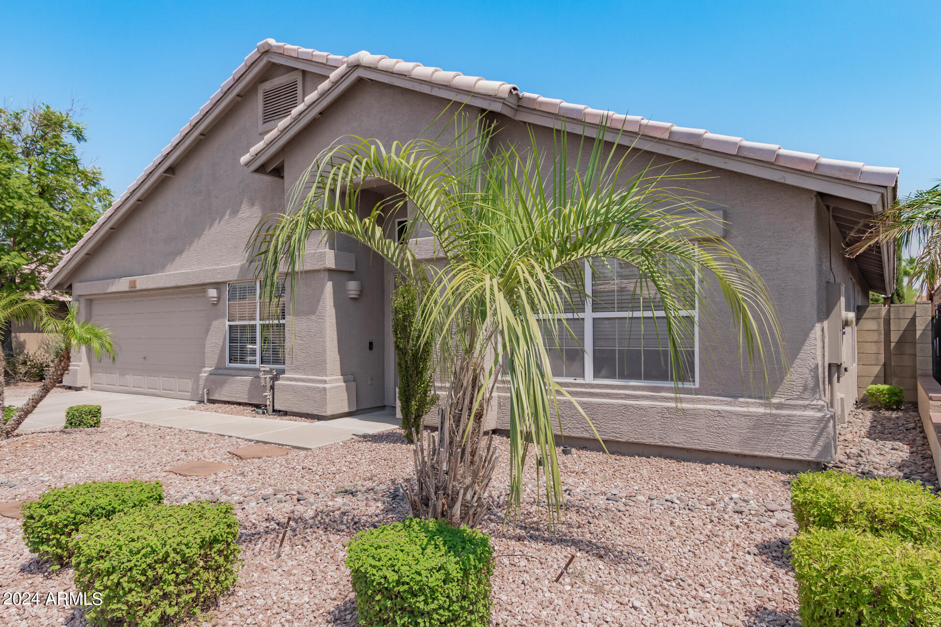4538 East St John Road Phoenix, AZ 85032 - Photo 3 of 37 0003-03 - John