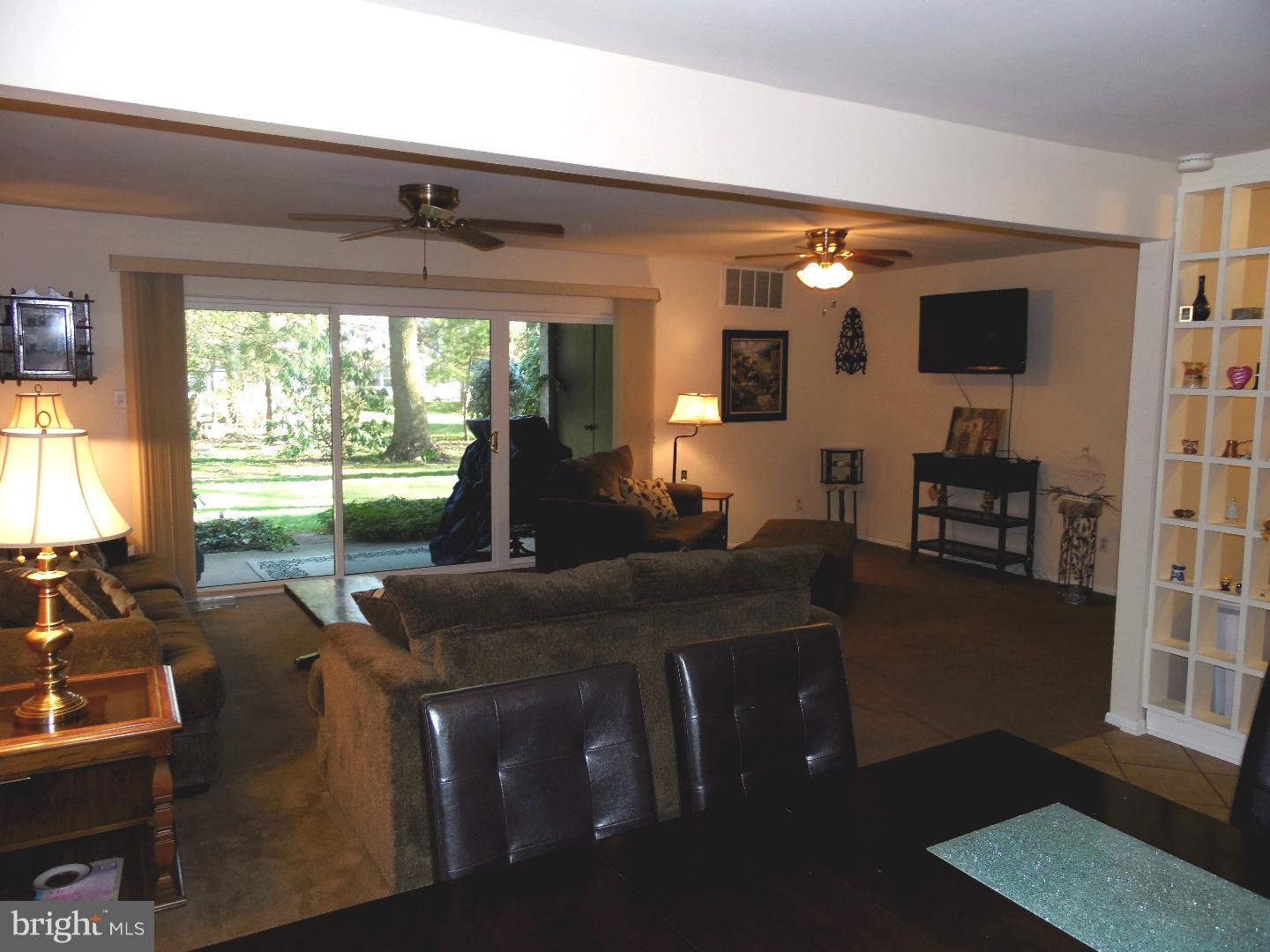 905 Raintree Lane Malvern, PA 19355 - Photo 3 of 19 Gallery Image 3
