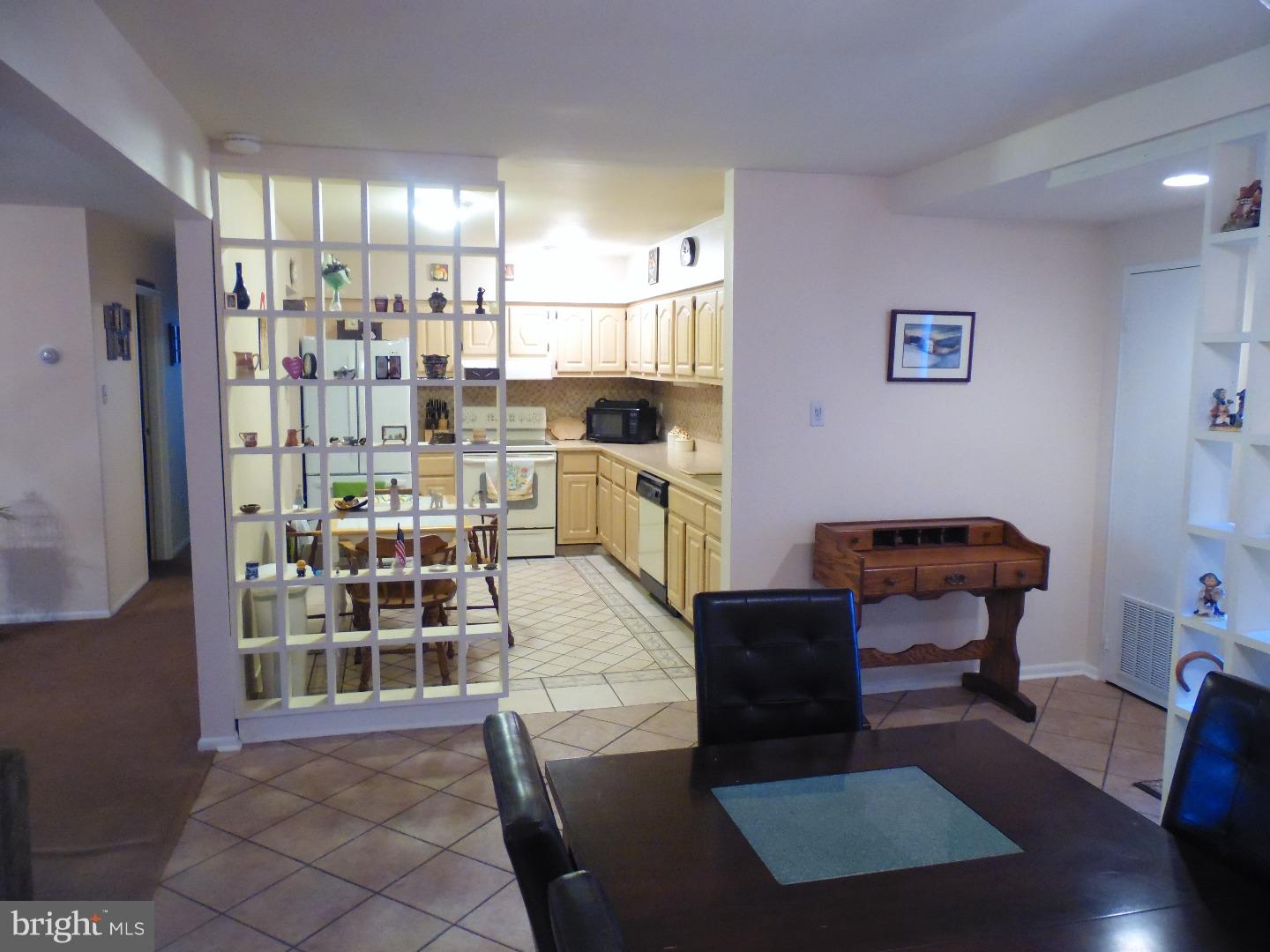 905 Raintree Lane Malvern, PA 19355 - Photo 4 of 19 Gallery Image 4