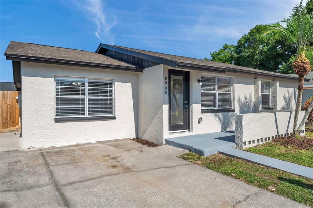 8908 High Ridge Court Tampa, FL 33634 - Photo 3 of 47 Gallery Image 3