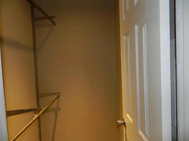 $1,200 | 18333 Roehampton Drive, Unit 1036, Dallas, TX 75252