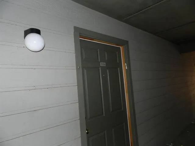 $1,200 | 18333 Roehampton Drive, Unit 1036, Dallas, TX 75252