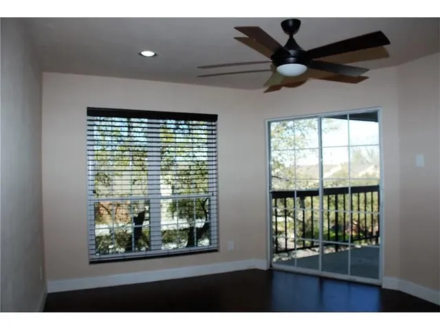 $1,200 | 18333 Roehampton Drive, Unit 1036, Dallas, TX 75252