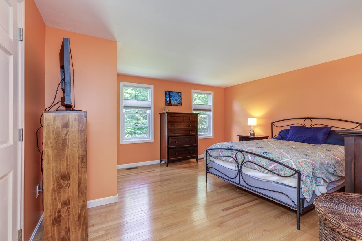 13 Wheeler Road Bow, NH 03304 - Photo 11 of 32