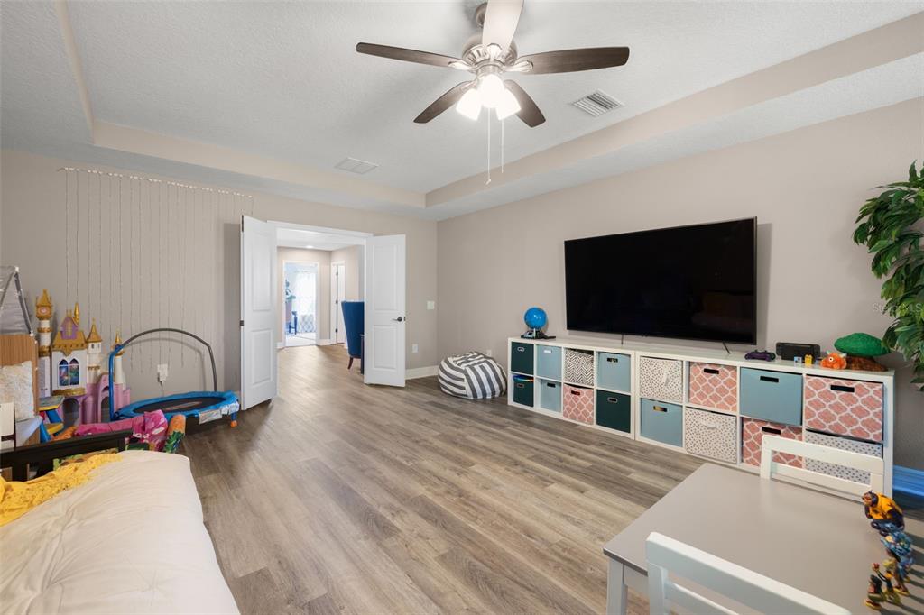 4407 Scarlet Loop Wesley Chapel, FL 33544 - Photo 26 of 49