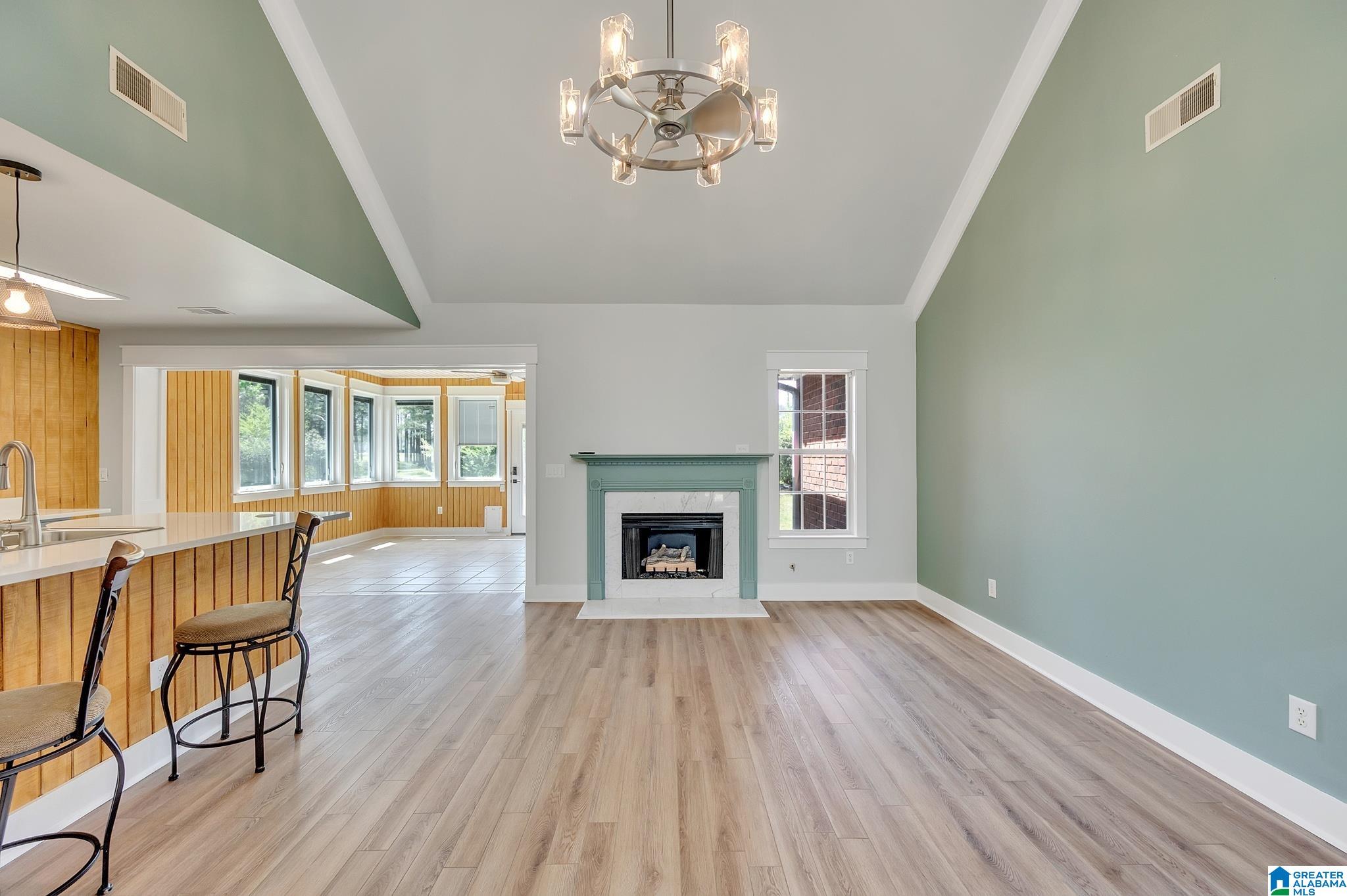 125 Hickory Point Drive Helena, AL 35080 - Photo 5 of 20