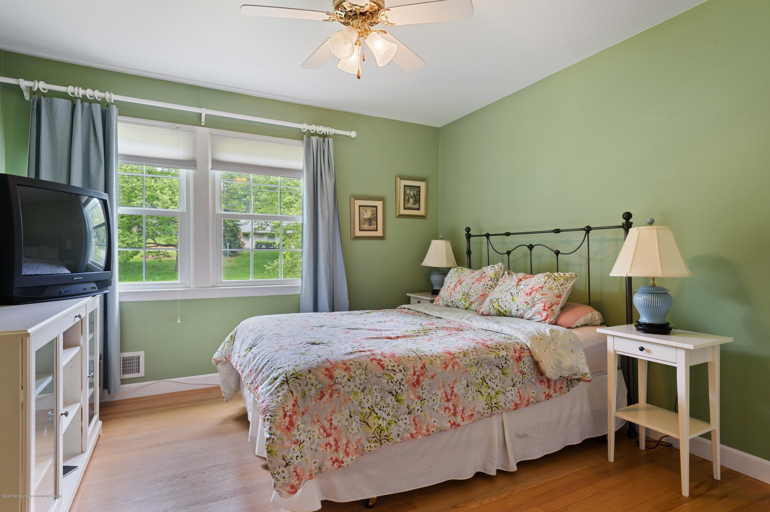 271 Dwight Road Middletown, NJ 07748 - Photo 14 of 21 13_271DwightRd_161_4thBedroom_HiRes