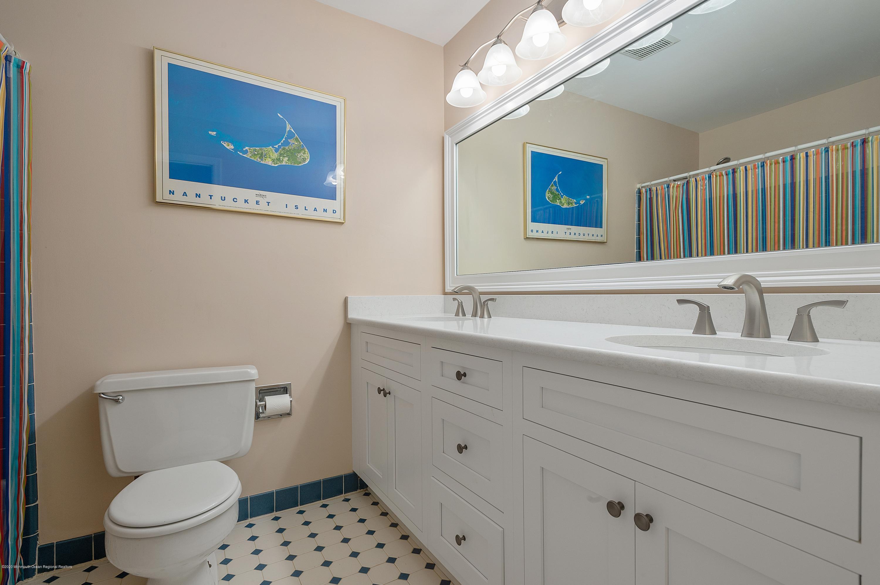 271 Dwight Road Middletown, NJ 07748 - Photo 15 of 21 15_271DwightRd_323_Bathroom_HiRes
