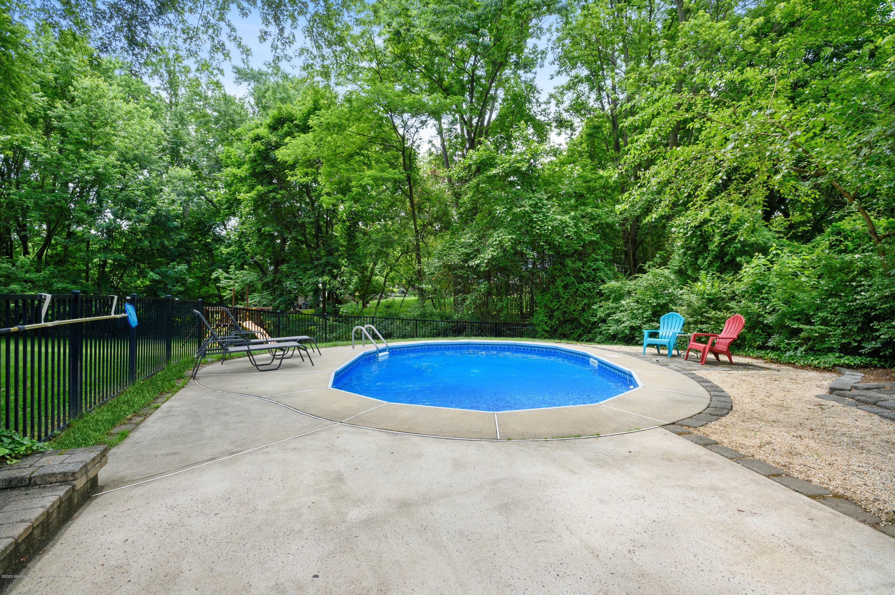 271 Dwight Road Middletown, NJ 07748 - Photo 16 of 21 16_271DwightRd_29001_Pool_HiRes