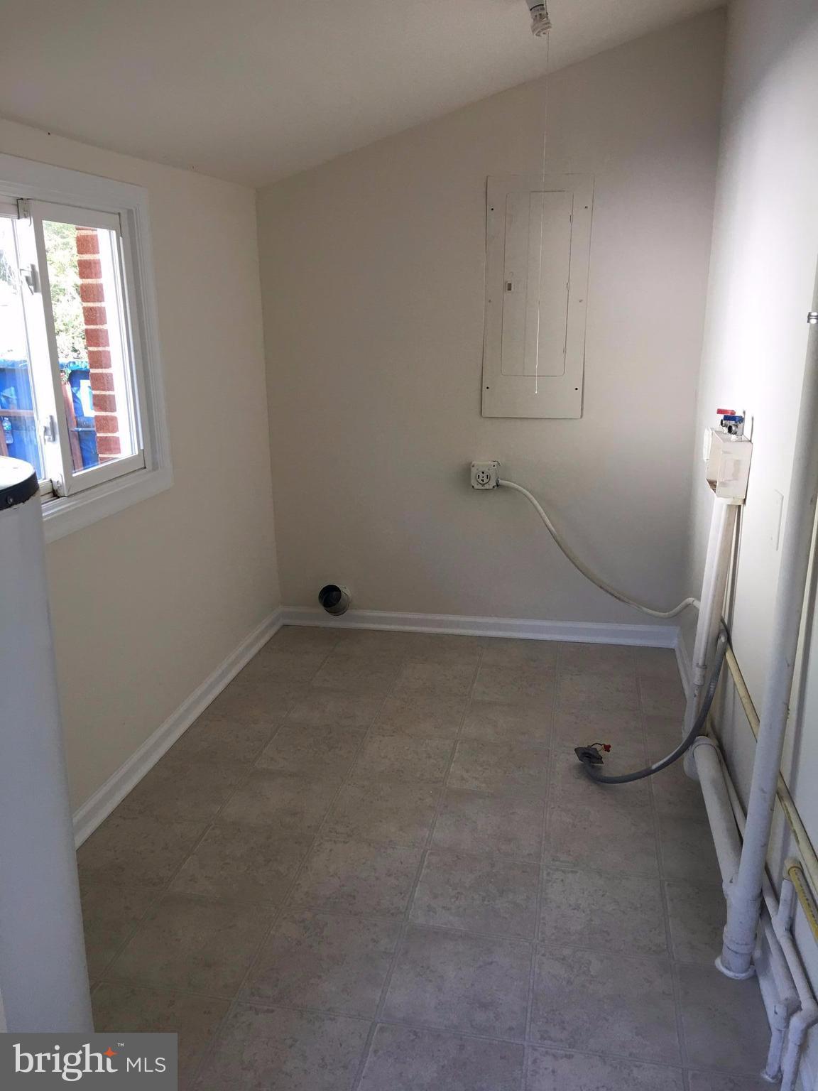 14442 Rixeyville Road Culpeper, VA 22701 - Photo 6 of 14 Laundry Room