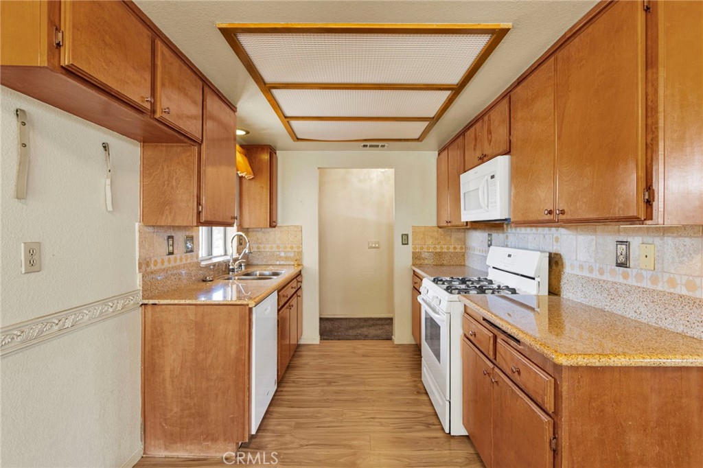 7824 Columbine Road Hesperia, CA 92344 - Photo 23 of 50 Gallery Image 23
