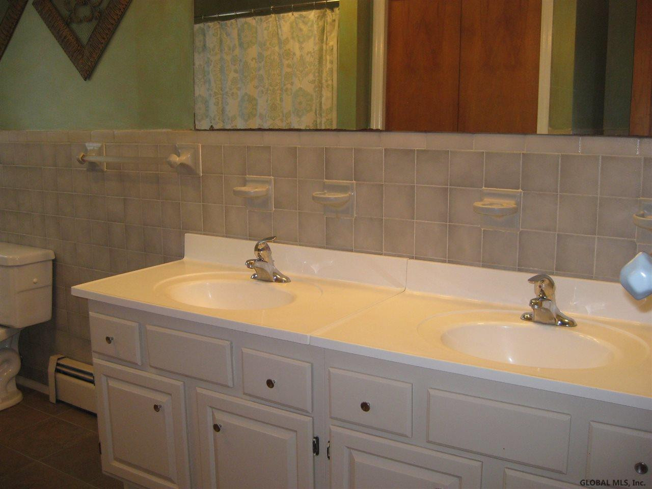 9 Malpass Road Guilderland, NY 12203 - Photo 17 of 97 Photo 17