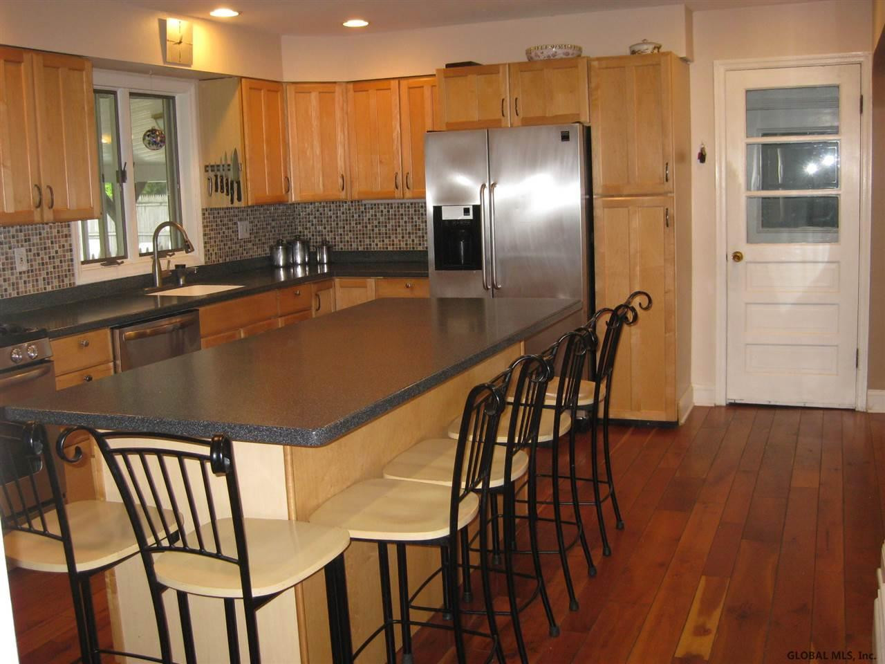 9 Malpass Road Guilderland, NY 12203 - Photo 3 of 97 Photo 3