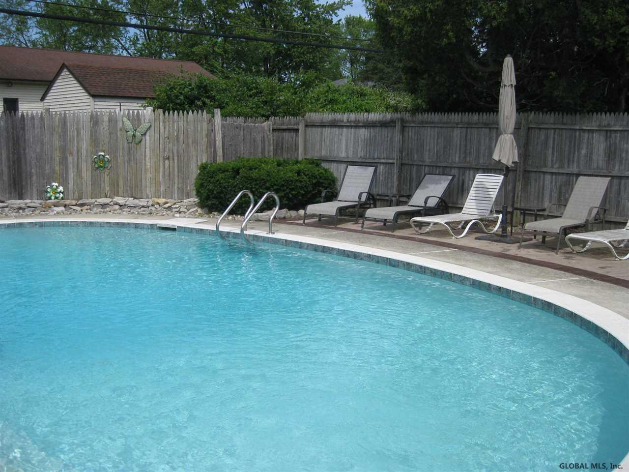 9 Malpass Road Guilderland, NY 12203 - Photo 7 of 97 Photo 7