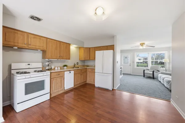 $415,000 | 5S333 Stewart Drive, Naperville, IL 60563