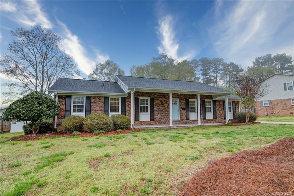 110 Ridge Avenue Clover, SC 29710 - Photo 1 of 39