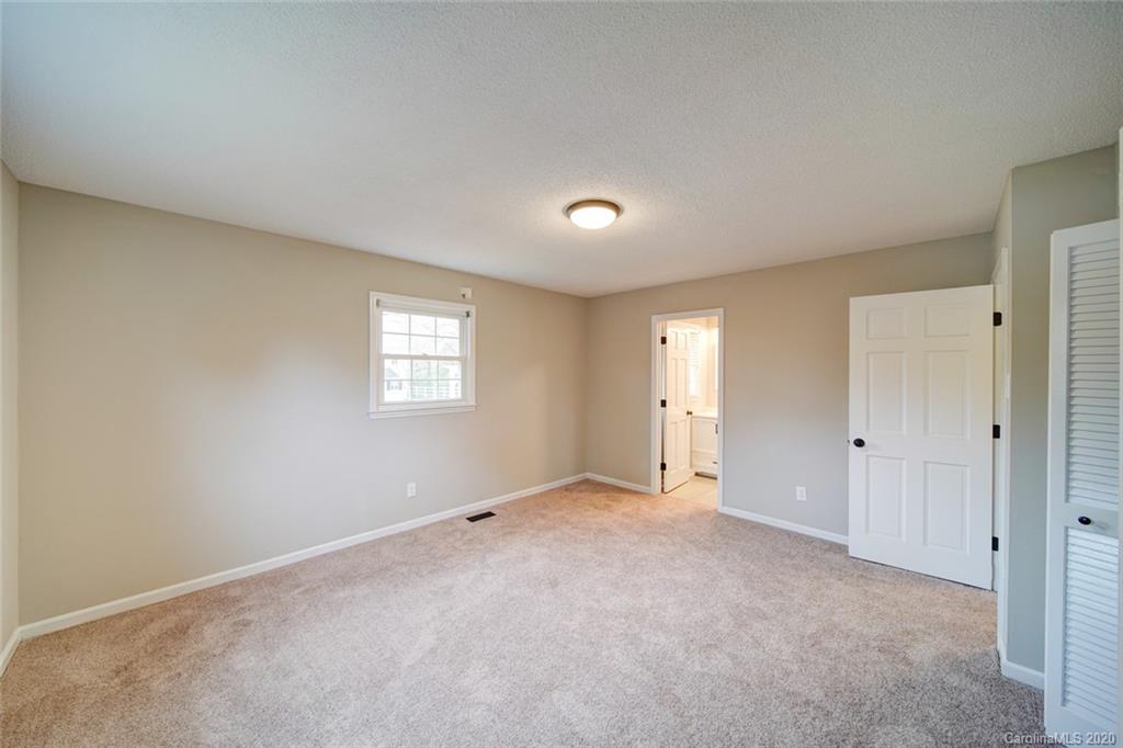 110 Ridge Avenue Clover, SC 29710 - Photo 24 of 39