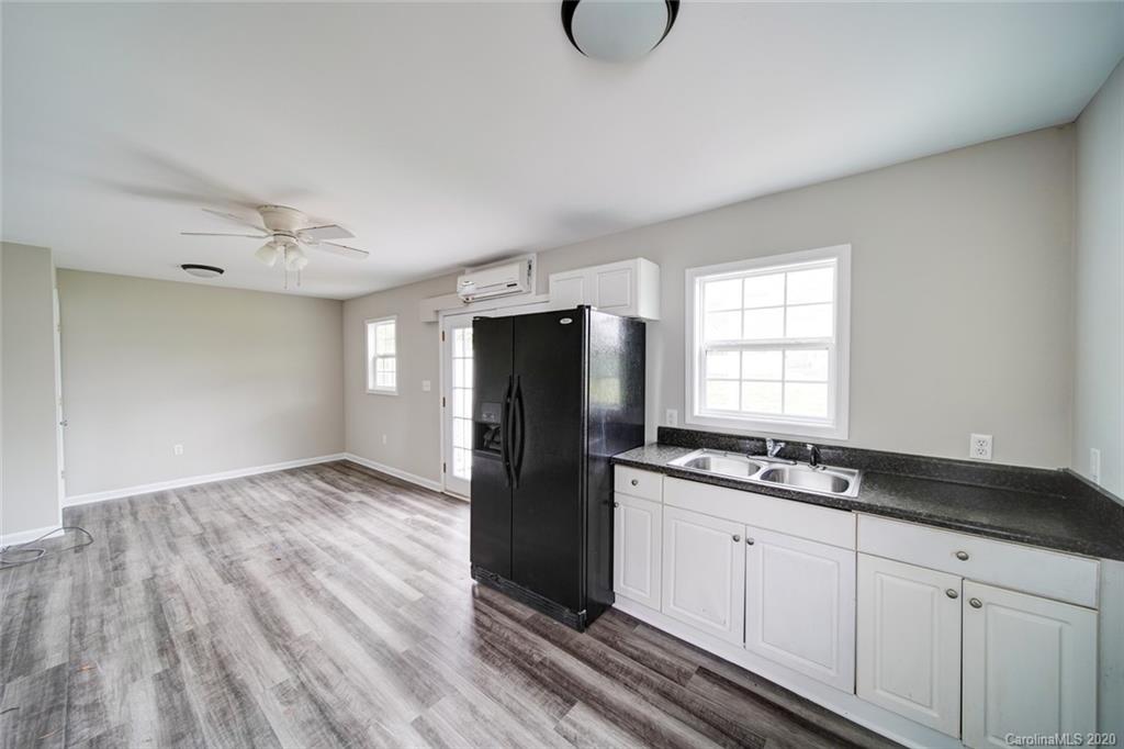 110 Ridge Avenue Clover, SC 29710 - Photo 34 of 39