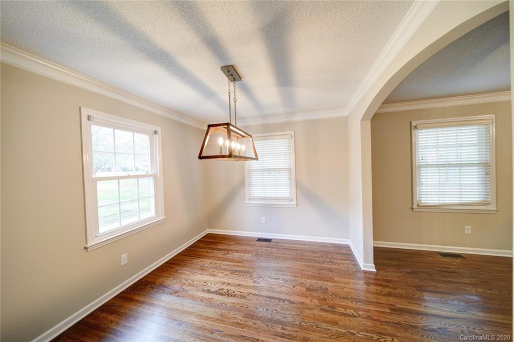 110 Ridge Avenue Clover, SC 29710 - Photo 10 of 39