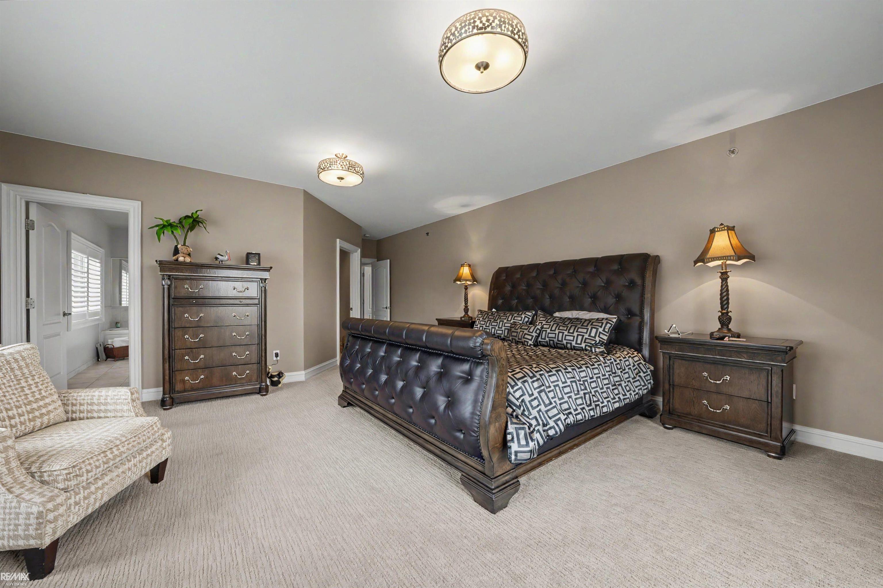 32172 North River Road, Unit 17 Harrison Township, MI 48045 - Photo 31 of 74