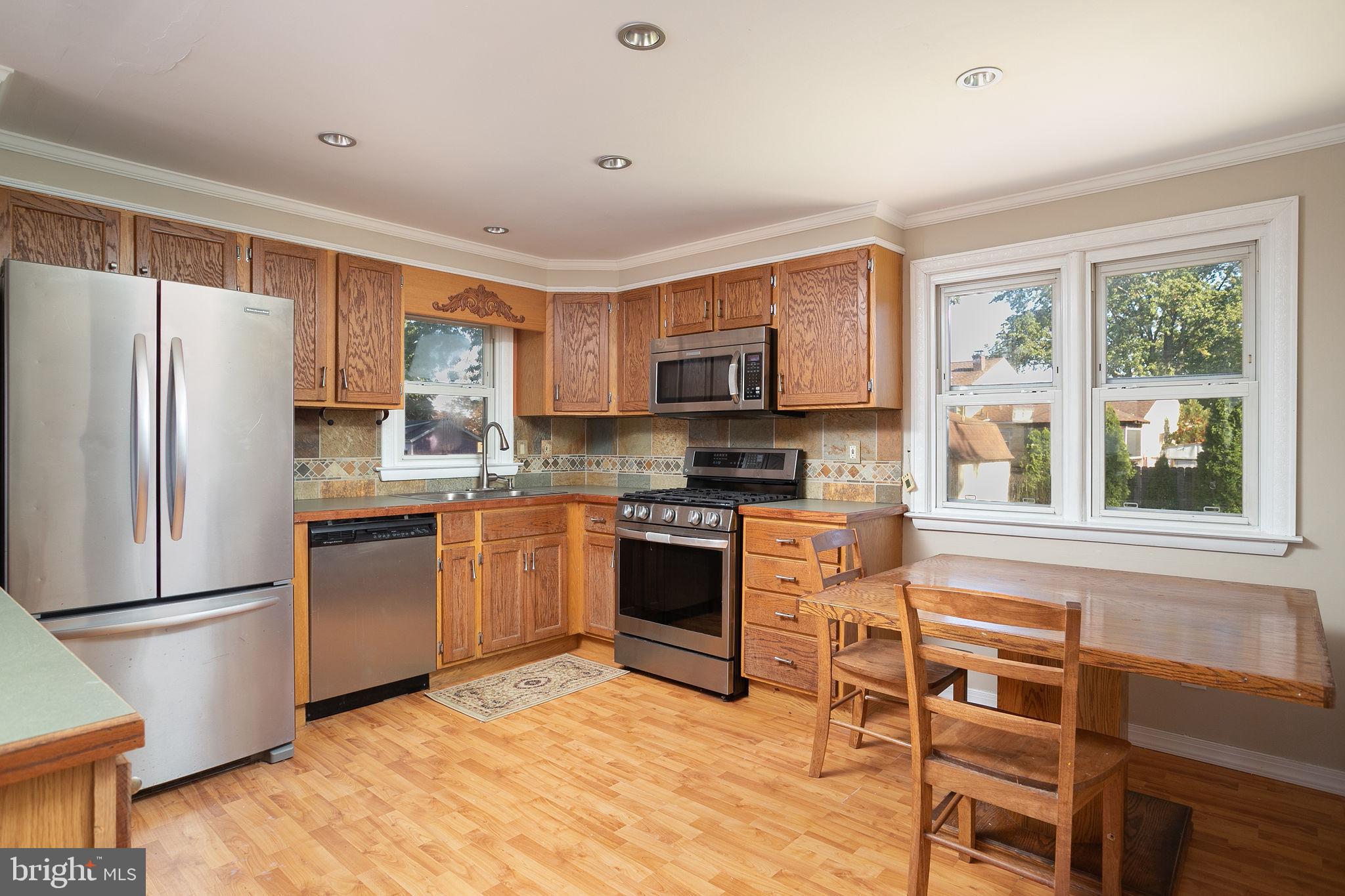 96 Hempstead Road Hamilton, NJ 08610 - Photo 7 of 26