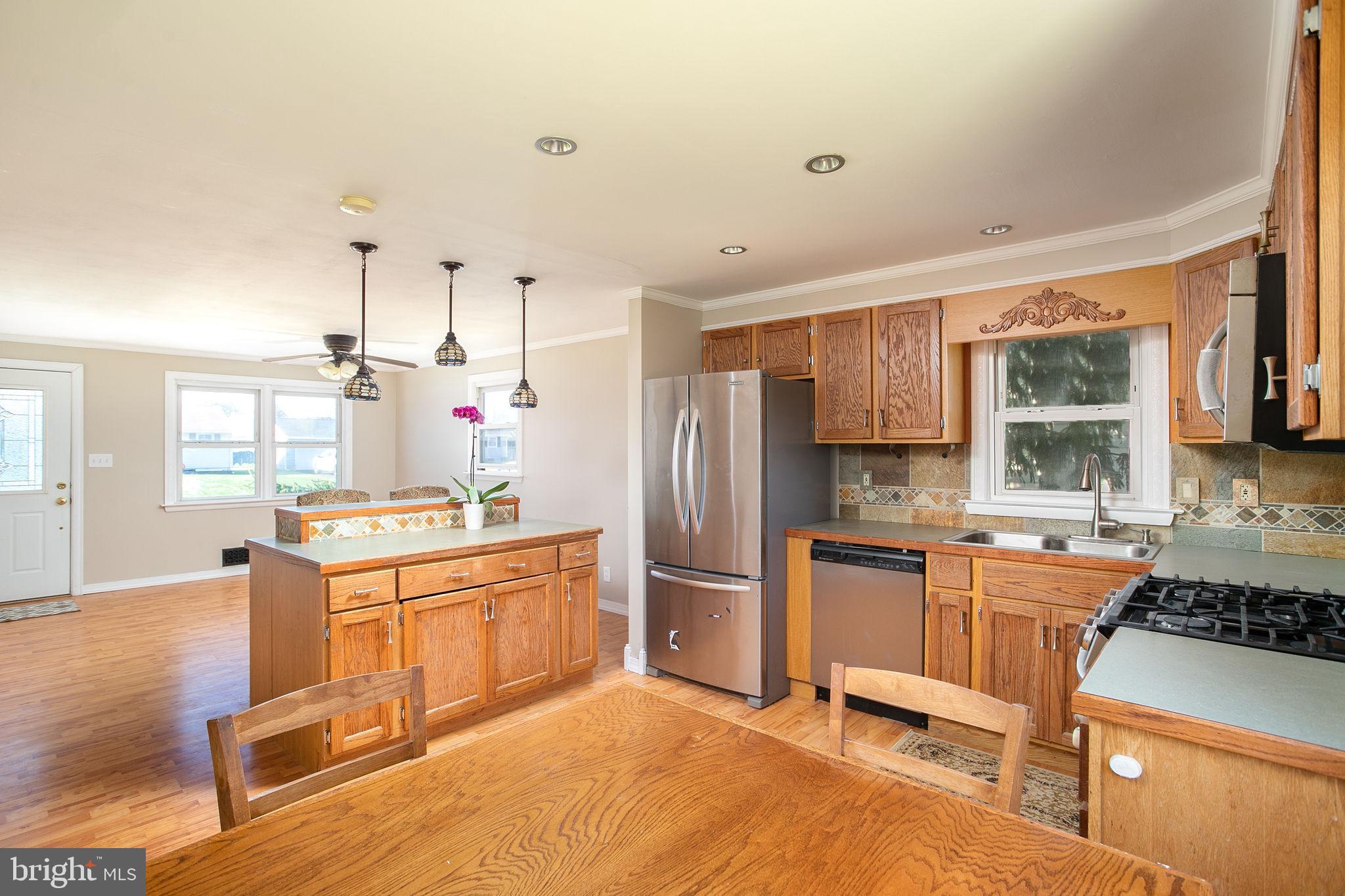 96 Hempstead Road Hamilton, NJ 08610 - Photo 9 of 26
