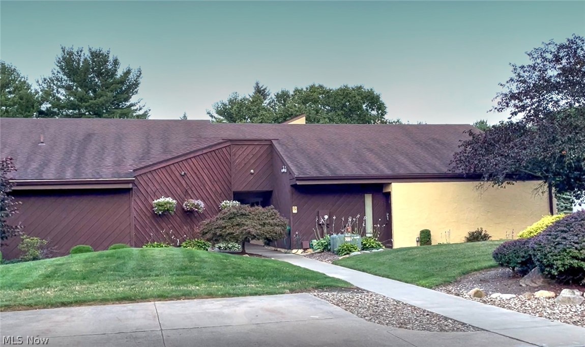 659 Hampton Ridge Drive Akron, OH 44313 - Photo 23 of 26 Community Club House