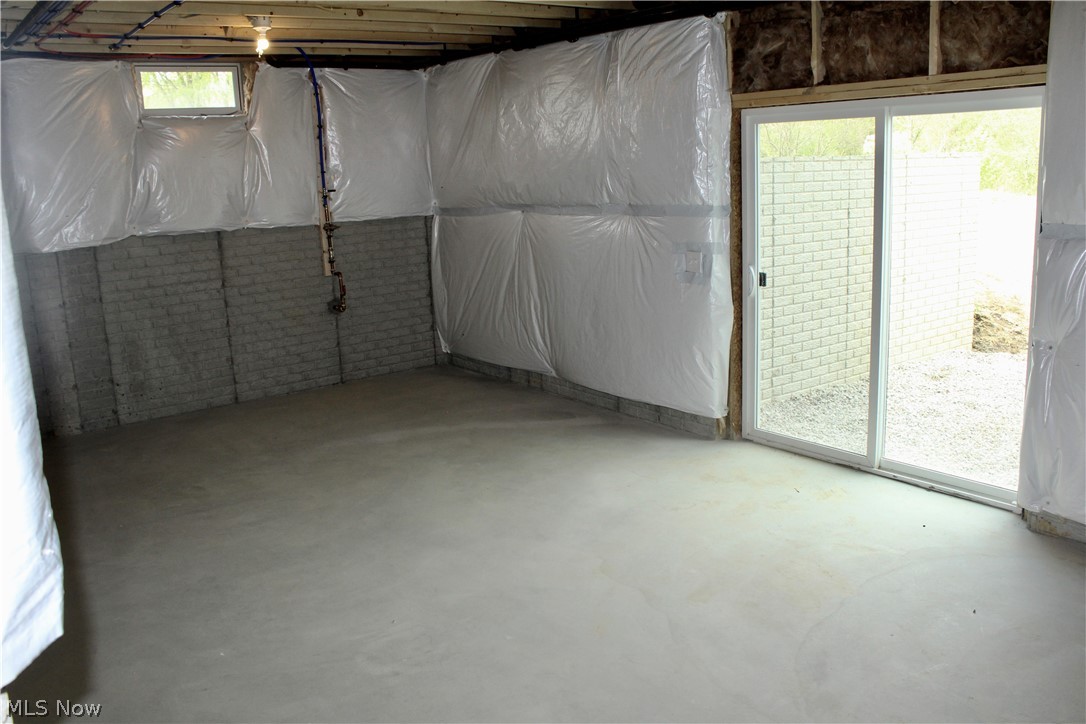 6512 Lake Road Medina, OH 44256 - Photo 17 of 24 Gallery Image 17