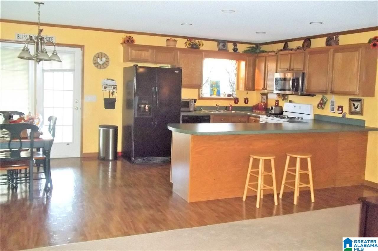1131 Jones Chapel Loop Springville, AL 35146 - Photo 3 of 31
