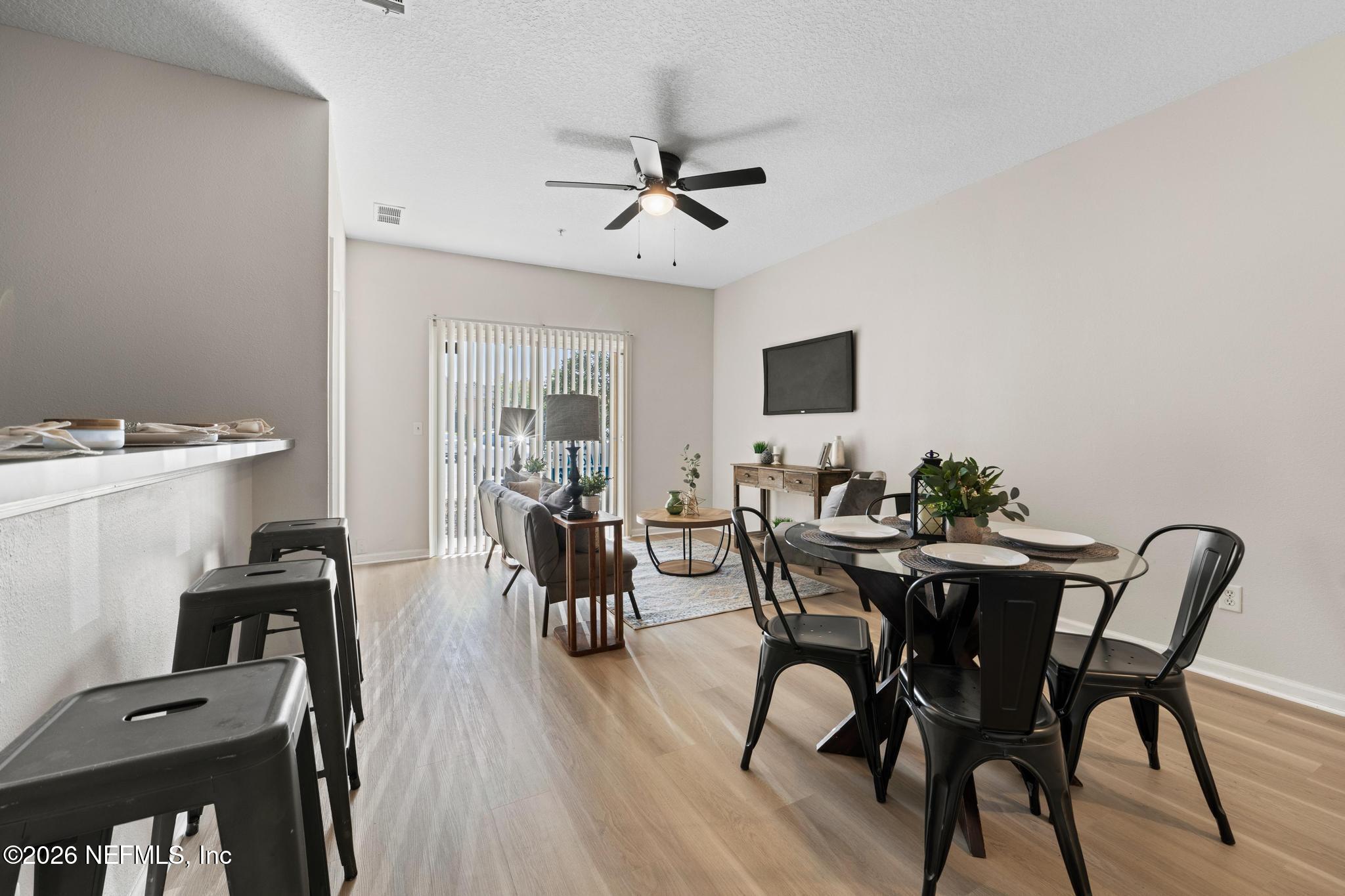 3620 Kirkpatrick Circle, Unit 3 Jacksonville, FL 32210 - Photo 11 of 22 Living Area