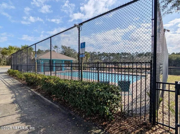 $107,900 | 3620 Kirkpatrick Circle, Unit 3, Jacksonville, FL 32210