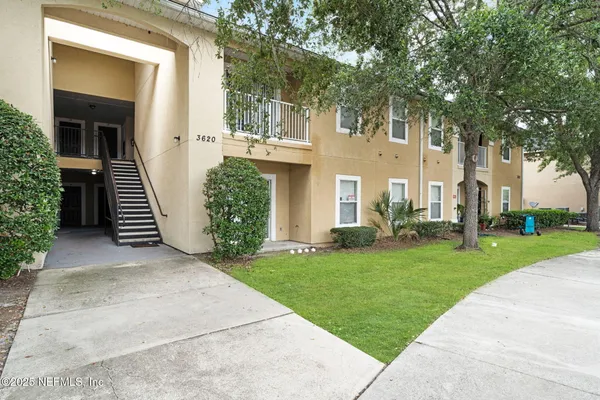 $107,900 | 3620 Kirkpatrick Circle, Unit 3, Jacksonville, FL 32210