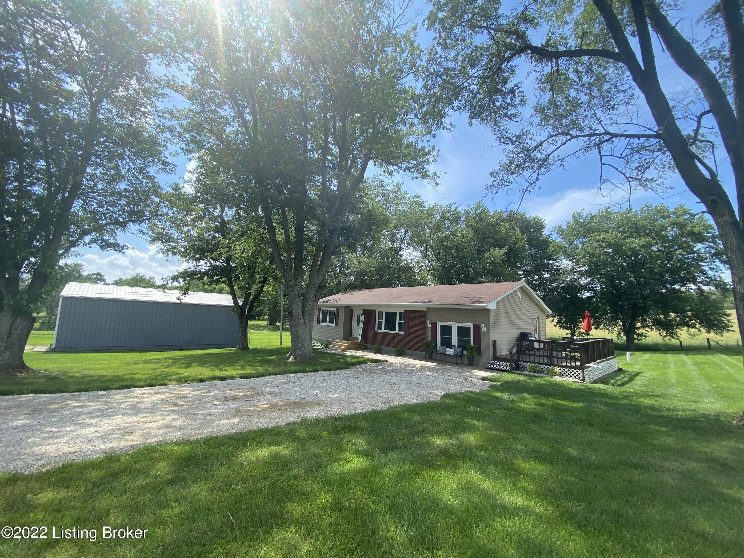 580 Sandy Hill Road Guston, KY 40142 - Photo 3 of 39 2D1C1026-26A6-46AD-8CB5-1BFC2F0AAEF4