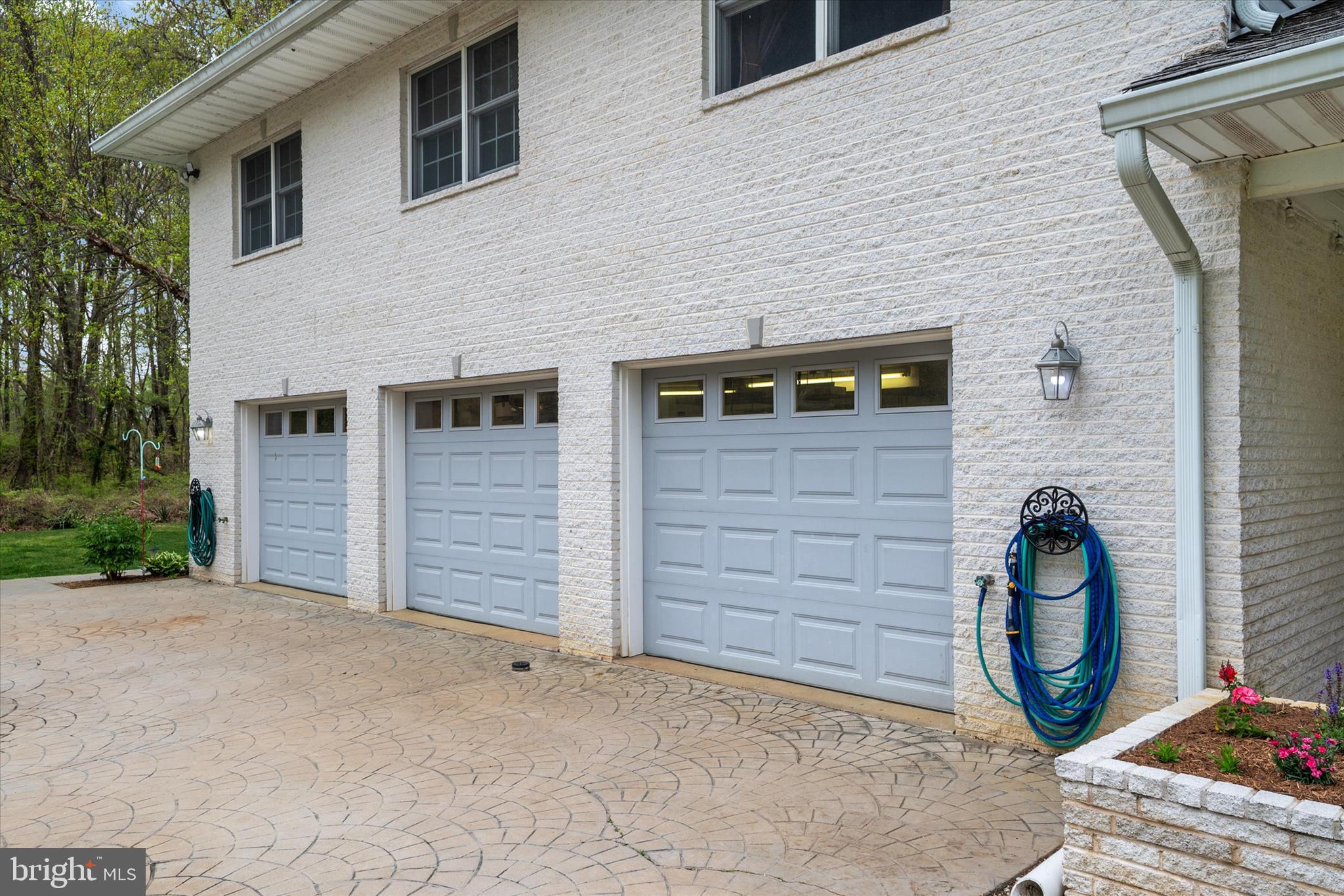730 Central Avenue East Edgewater, MD 21037 - Photo 41 of 63 a view of outdoor space and front view of a house