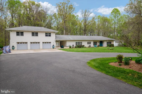 $1,325,000 | 730 Central Avenue East, Edgewater, MD 21037