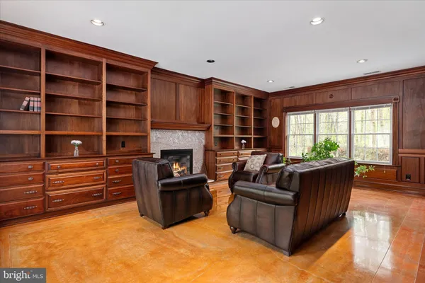 $1,325,000 | 730 Central Avenue East, Edgewater, MD 21037