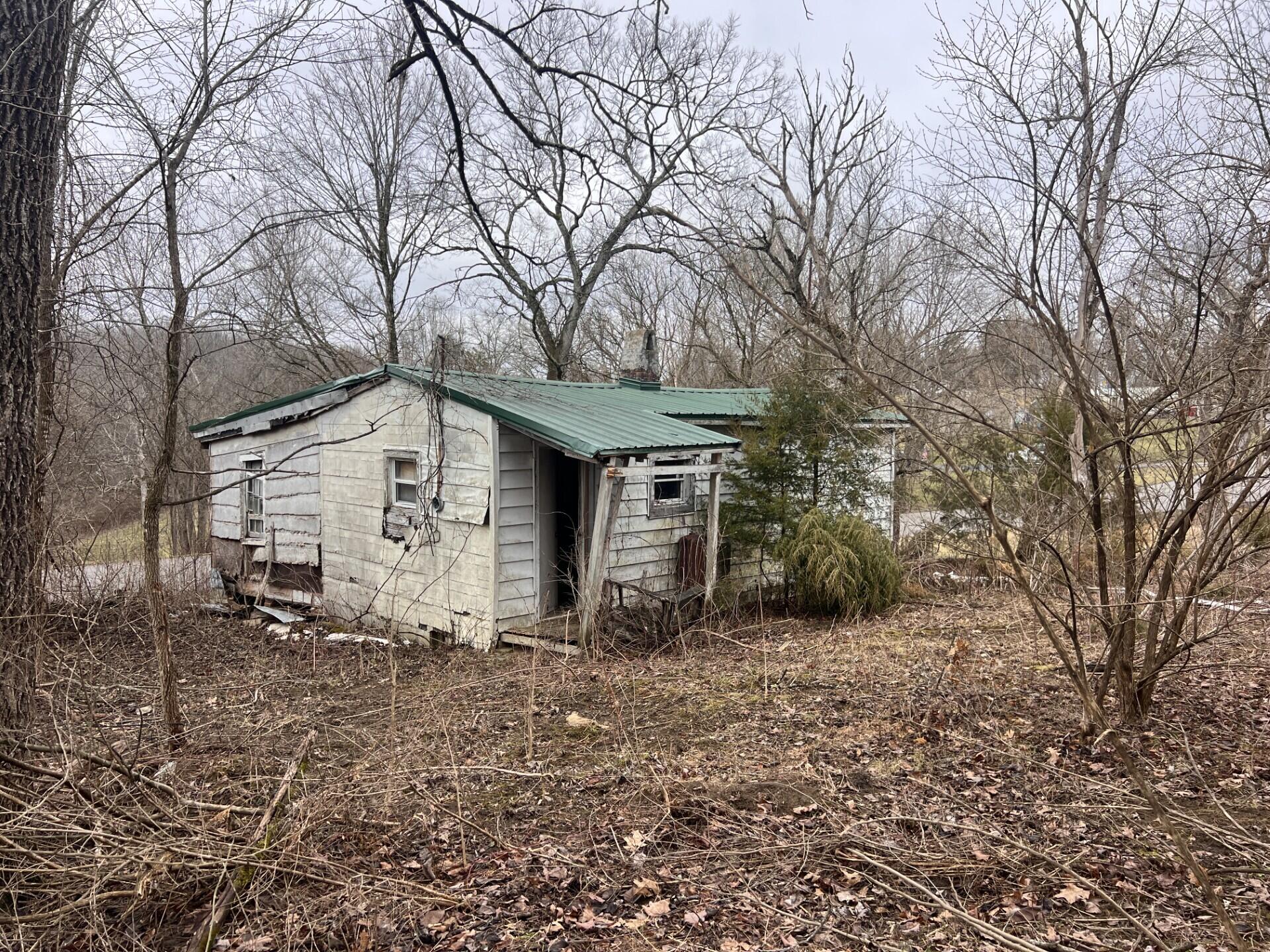 190 Harvieland Road Frankfort, KY 40601 - Photo 6 of 8 harvieland5